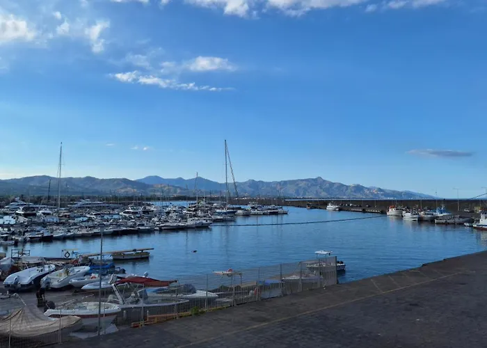 Dolcemare House * 里波斯托